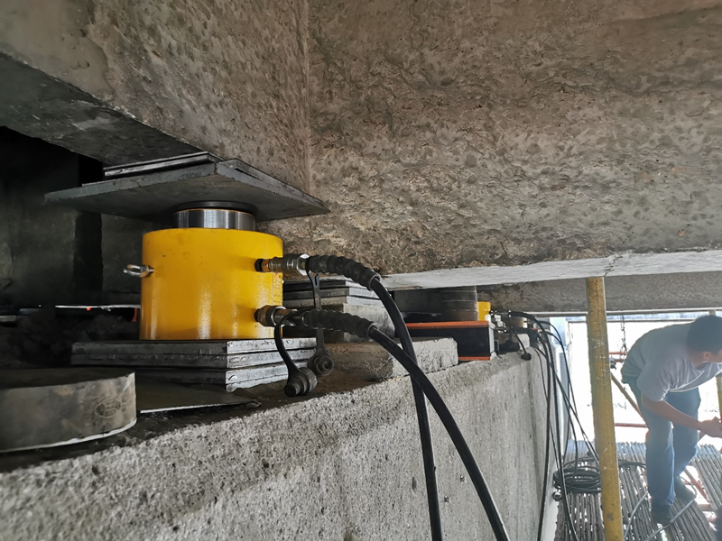 京滬高速公路萊蕪至臨沂（魯蘇界）段改擴建工程施工九標段項目梁板頂升與支座更換工程